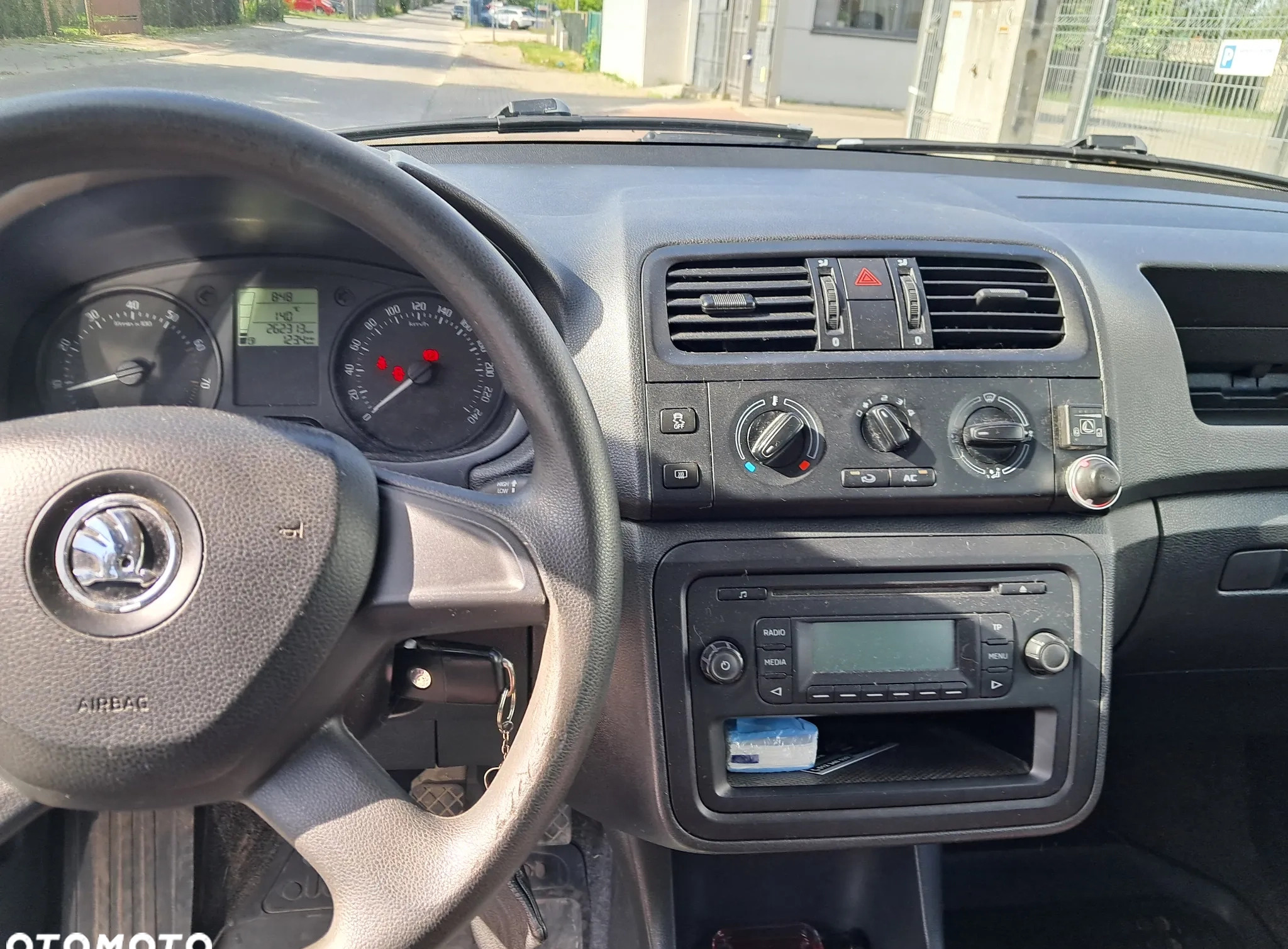 Skoda Fabia cena 16800 przebieg: 261000, rok produkcji 2013 z Trzciel małe 232